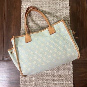 Dooney & Bourke Tote Bag